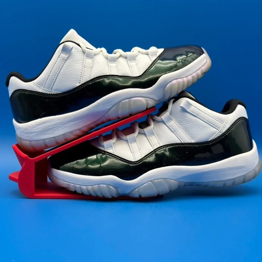 Jordan 11 Retro Low 